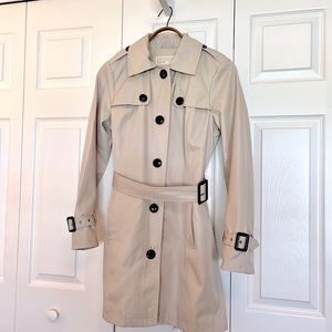 Michael Kors Cropped Trench Coat 🧥
